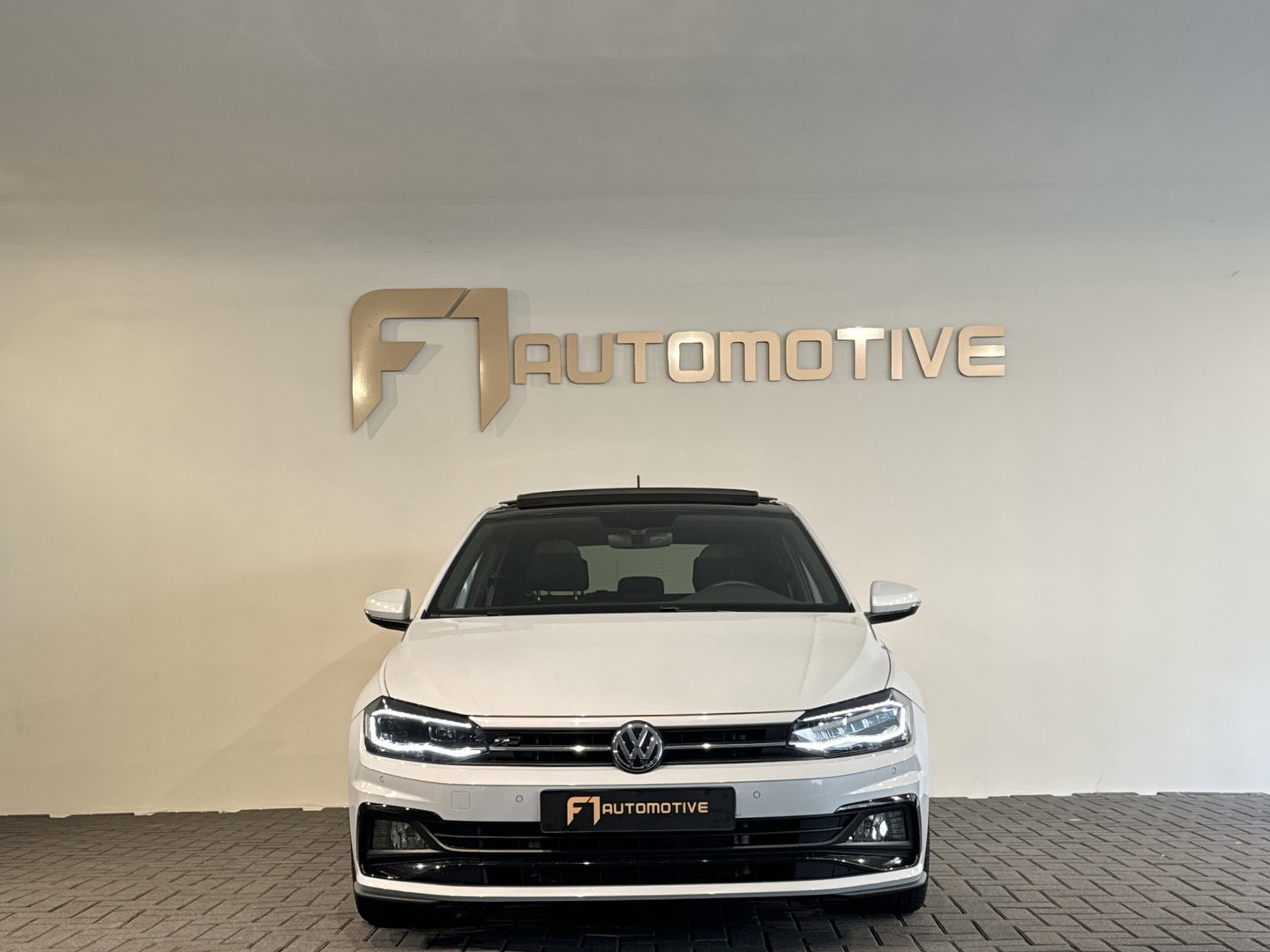Volkswagen Polo 1.0 TSI Highline Business R Pano|Camera|ACC|DCC