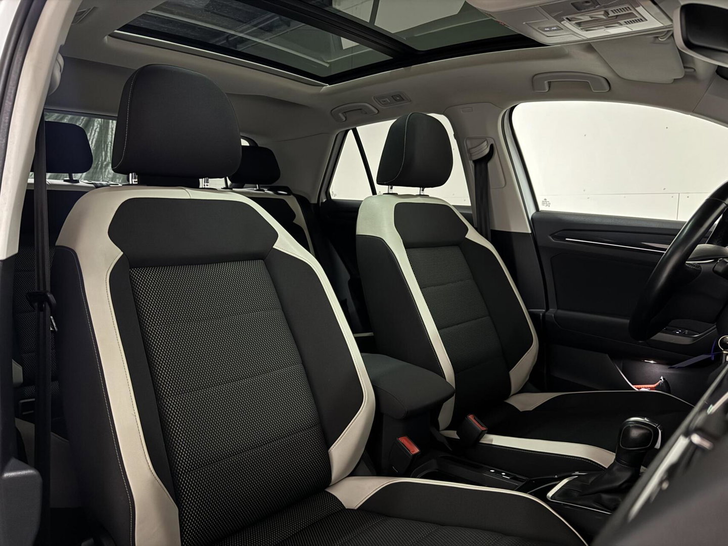 Volkswagen T-Roc 1.5 TSI Sport Pano Virtual Acc Carplay Navi NAP