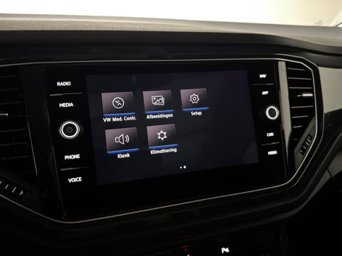 Volkswagen T-Roc 1.5 TSI Sport Pano Virtual Acc Carplay Navi NAP