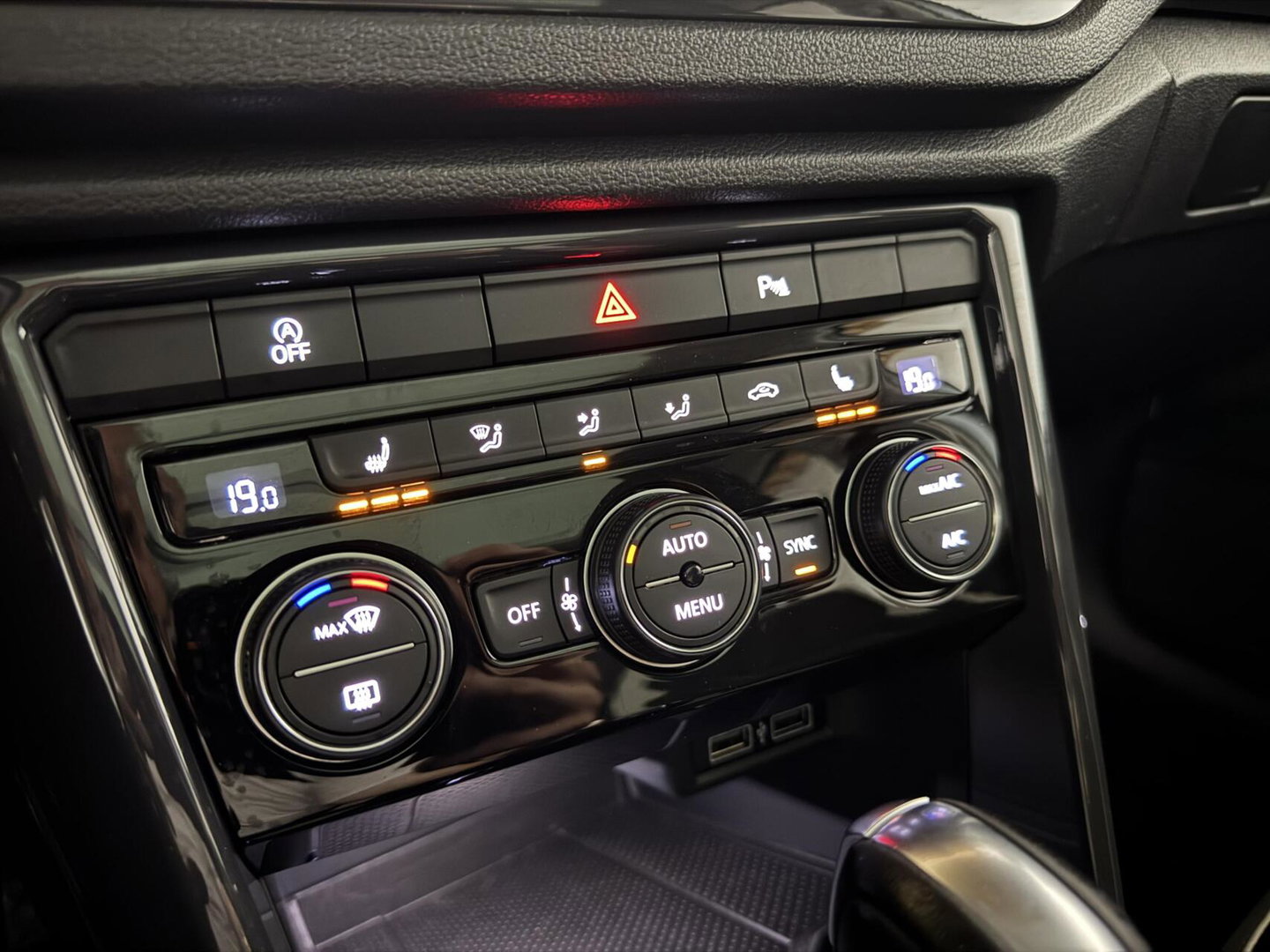 Volkswagen T-Roc 1.5 TSI Sport Pano Virtual Acc Carplay Navi NAP