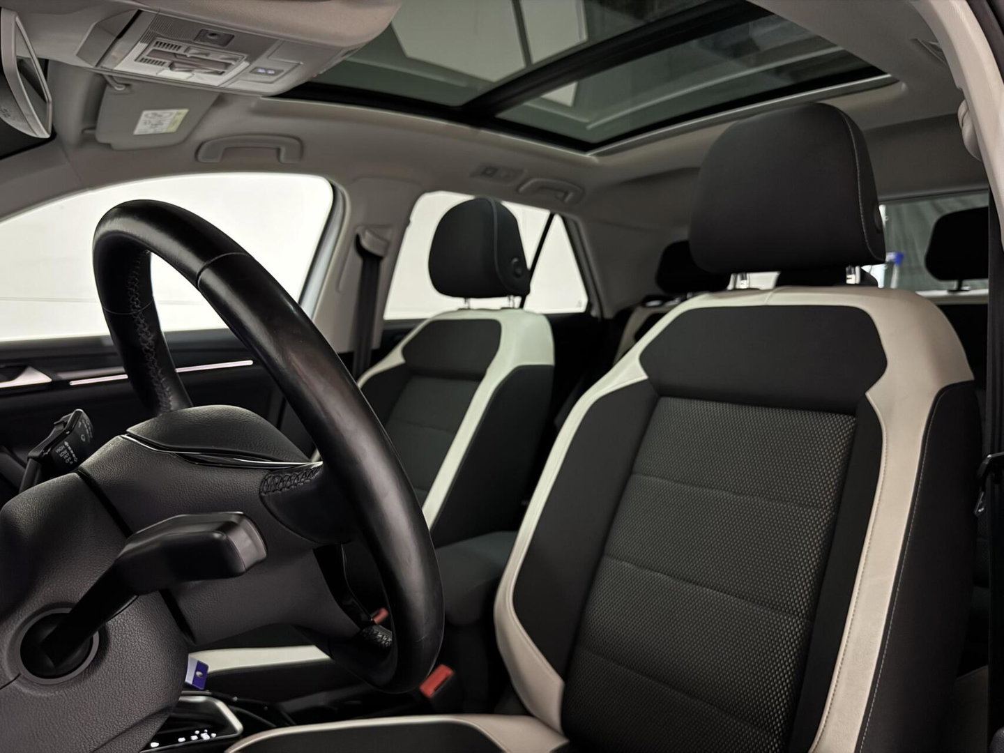 Volkswagen T-Roc 1.5 TSI Sport Pano Virtual Acc Carplay Navi NAP