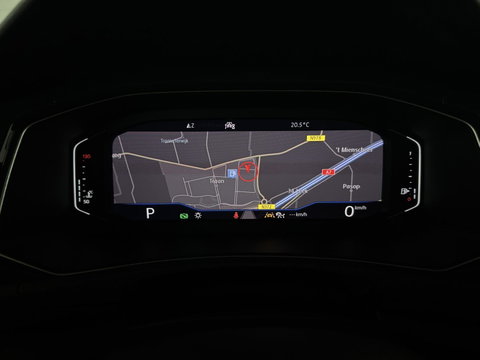 Volkswagen T-Roc 1.5 TSI Sport Pano Virtual Acc Carplay Navi NAP