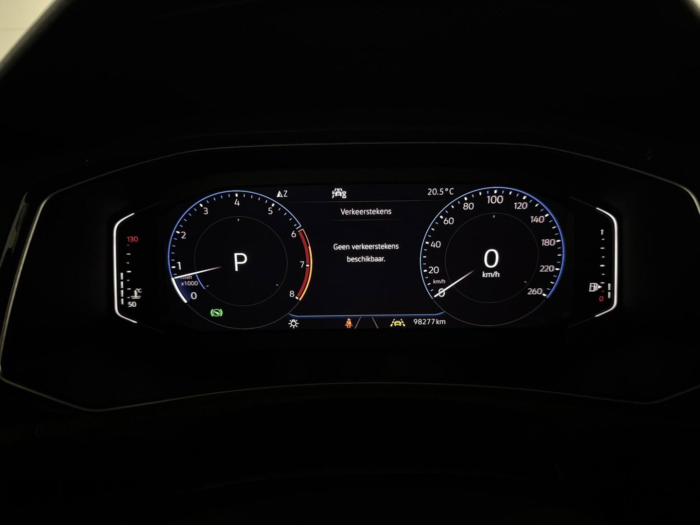 Volkswagen T-Roc 1.5 TSI Sport Pano Virtual Acc Carplay Navi NAP