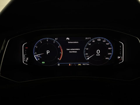 Volkswagen T-Roc 1.5 TSI Sport Pano Virtual Acc Carplay Navi NAP