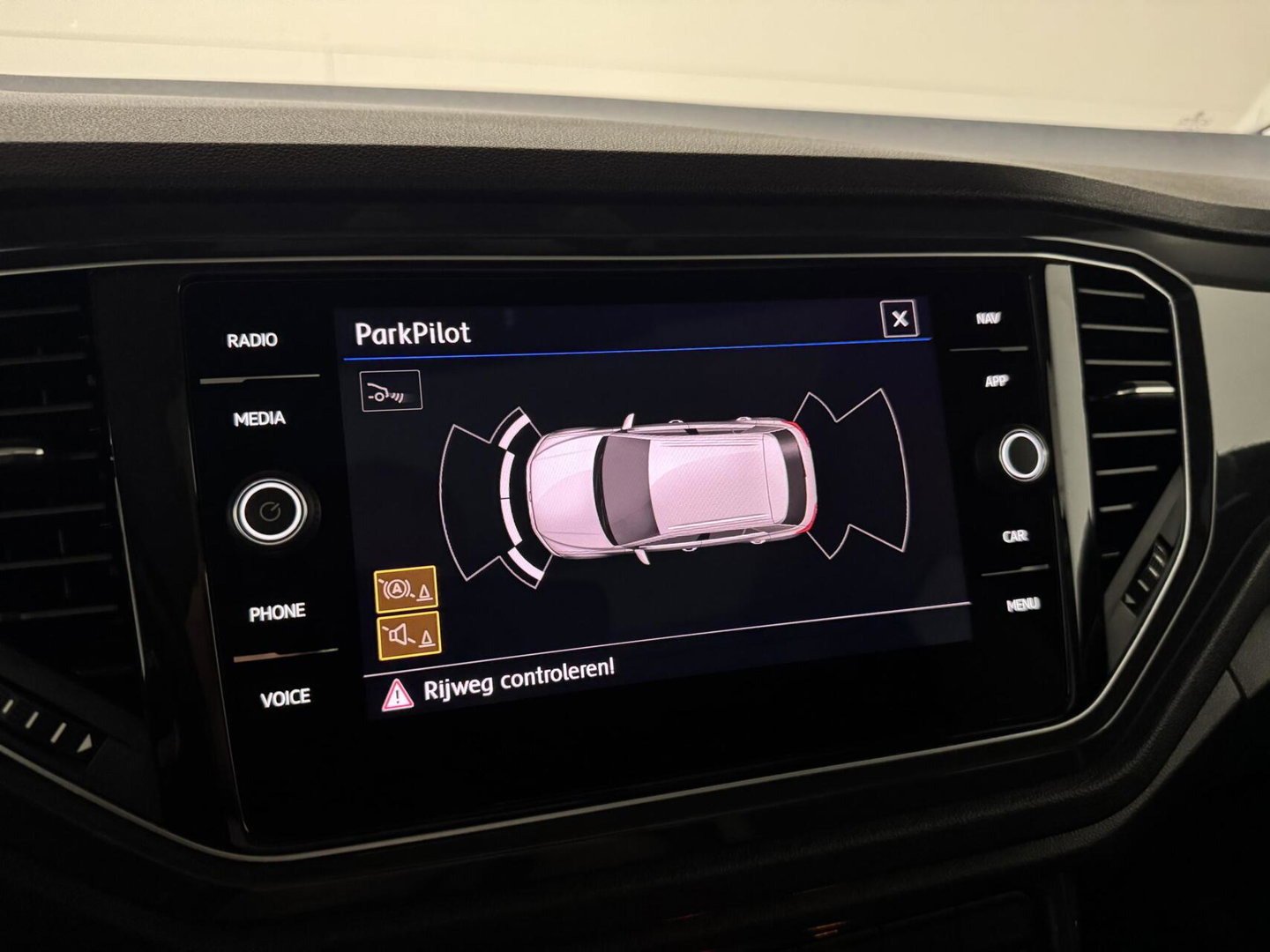 Volkswagen T-Roc 1.5 TSI Sport Pano Virtual Acc Carplay Navi NAP