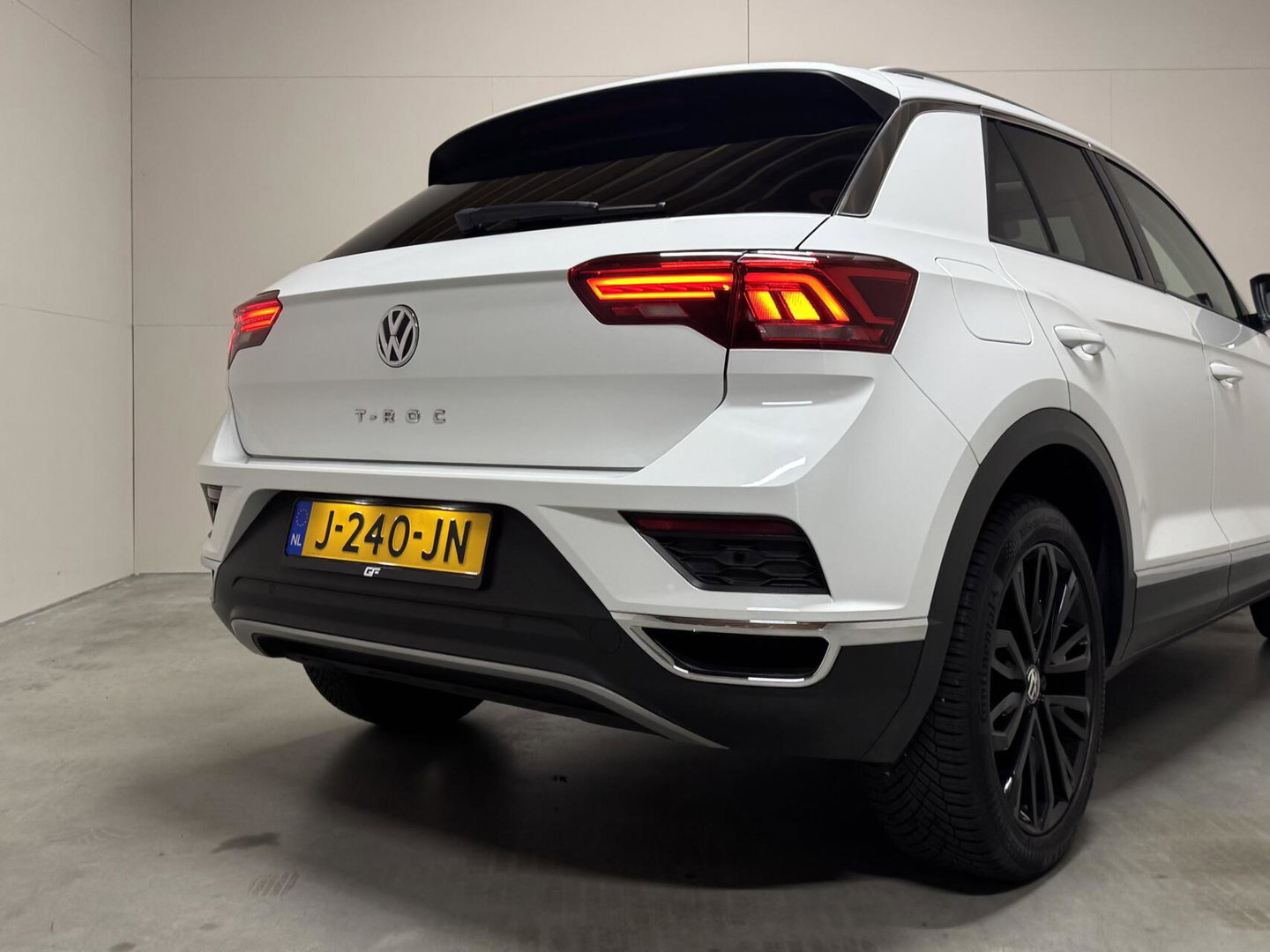 Volkswagen T-Roc 1.5 TSI Sport Pano Virtual Acc Carplay Navi NAP