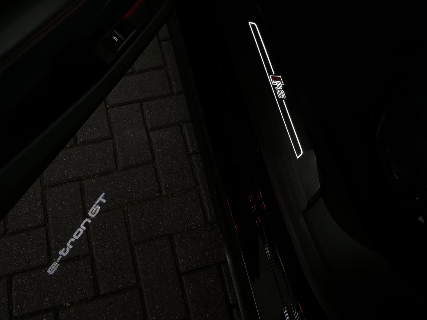 Audi e-tron GT RS 93 kWh Carbon|360|Massage|HuD|Nachtzicht