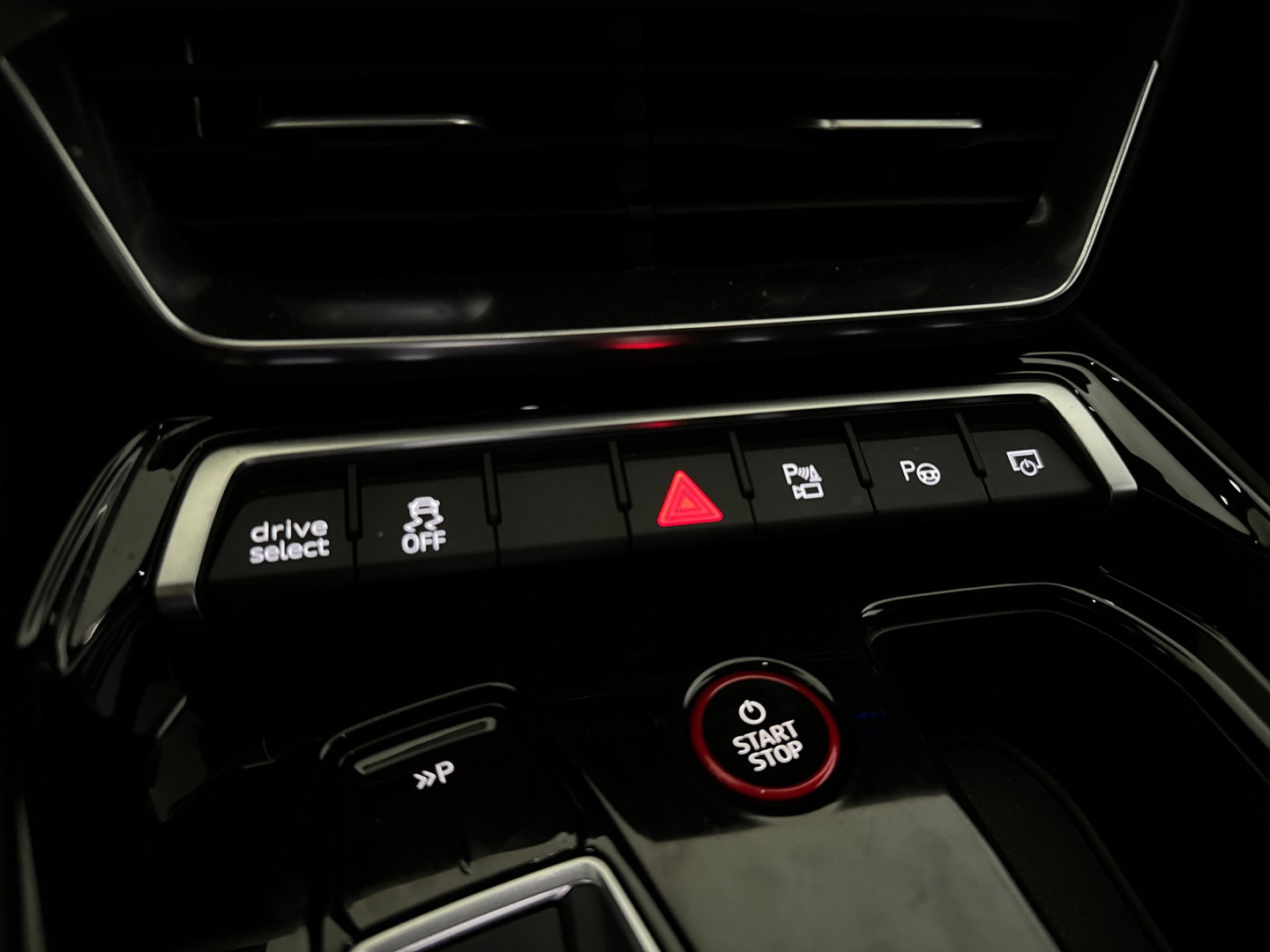 Audi e-tron GT RS 93 kWh Carbon|360|Massage|HuD|Nachtzicht