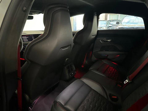 Audi e-tron GT RS 93 kWh Carbon|360|Massage|HuD|Nachtzicht