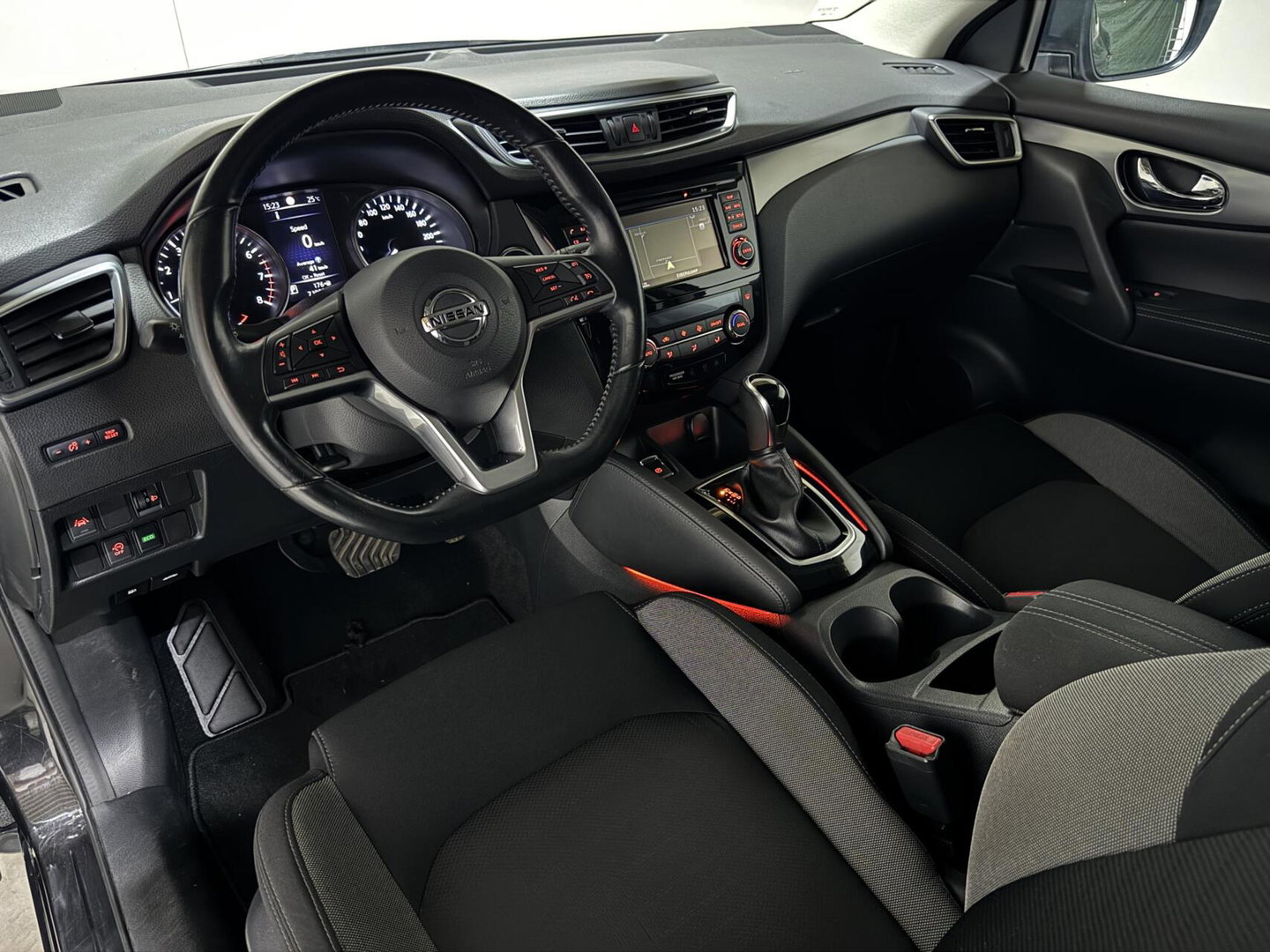 Nissan QASHQAI 1.2 Tekna Pano 360° Navi Cruise Trekh. NAP