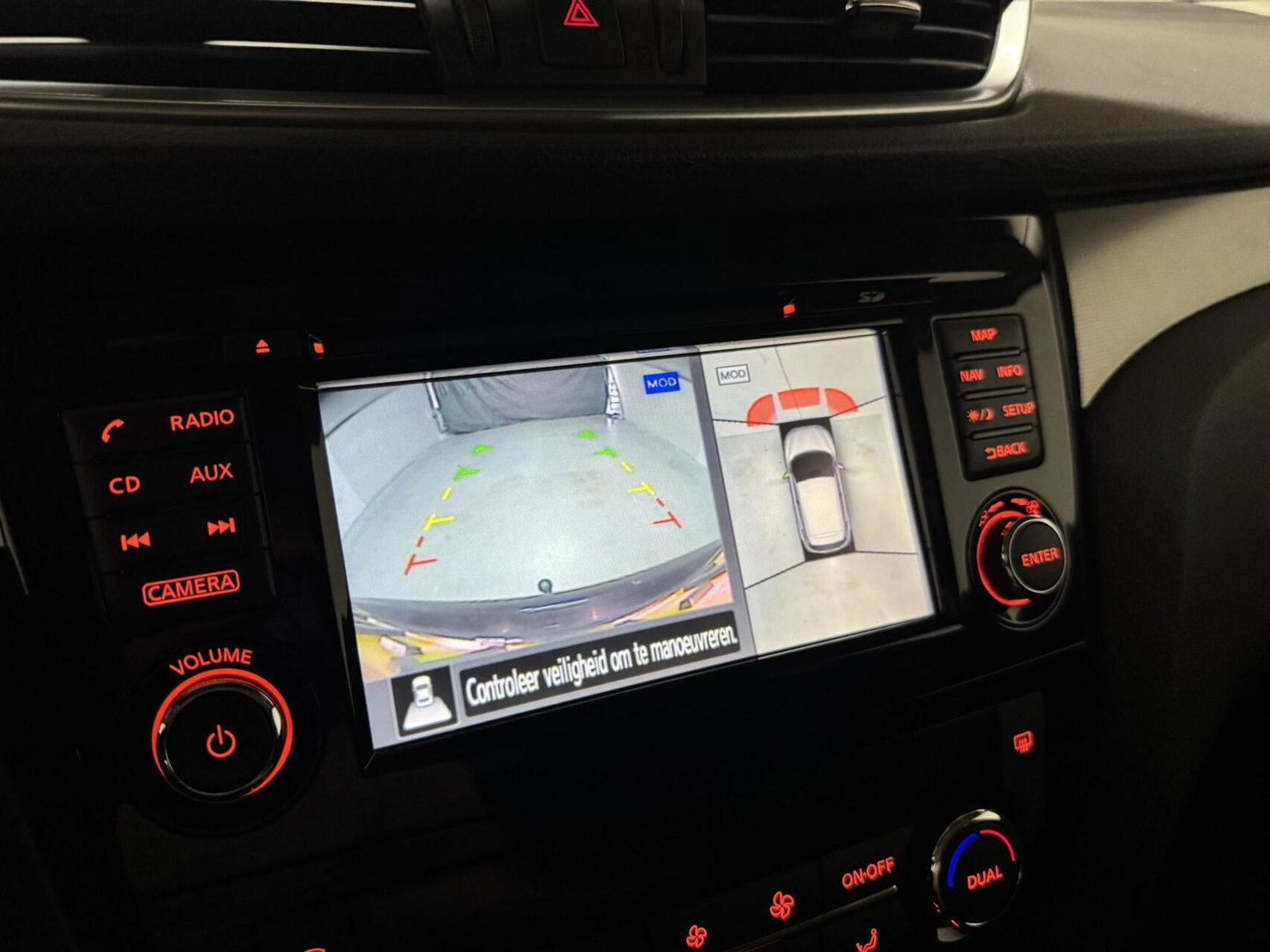 Nissan QASHQAI 1.2 Tekna Pano 360° Navi Cruise Trekh. NAP