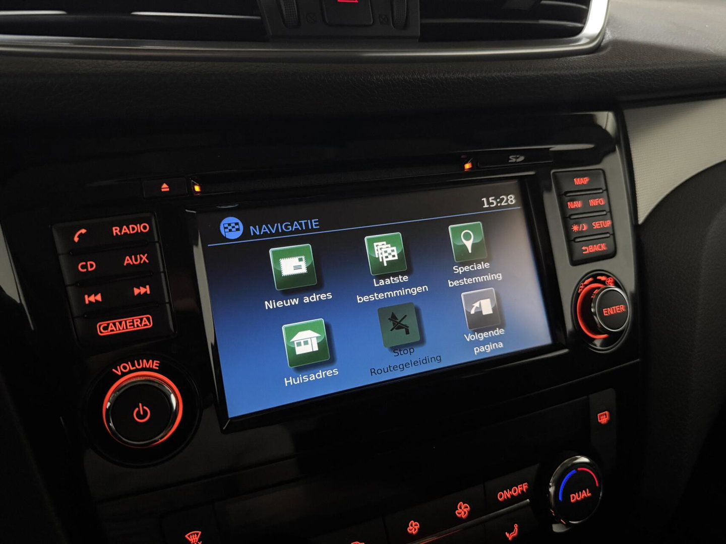 Nissan QASHQAI 1.2 Tekna Pano 360° Navi Cruise Trekh. NAP