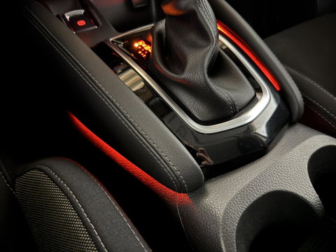 Nissan QASHQAI 1.2 Tekna Pano 360° Navi Cruise Trekh. NAP