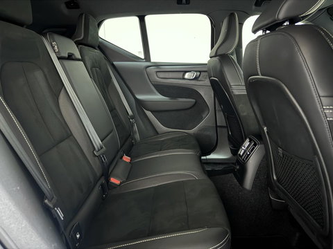 Volvo XC40 1.5 T5 Recharge R-Design Carplay Navi Cruise Camera Trekh.