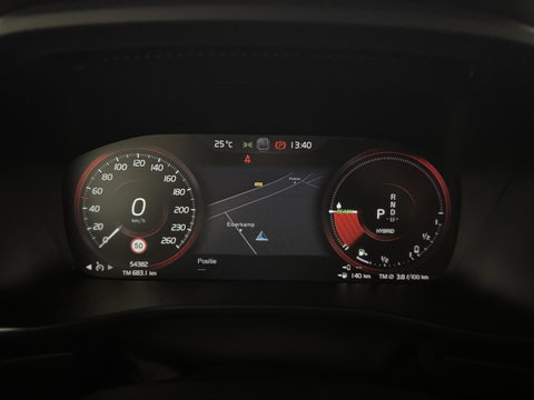Volvo XC40 1.5 T5 Recharge R-Design Carplay Navi Cruise Camera Trekh.