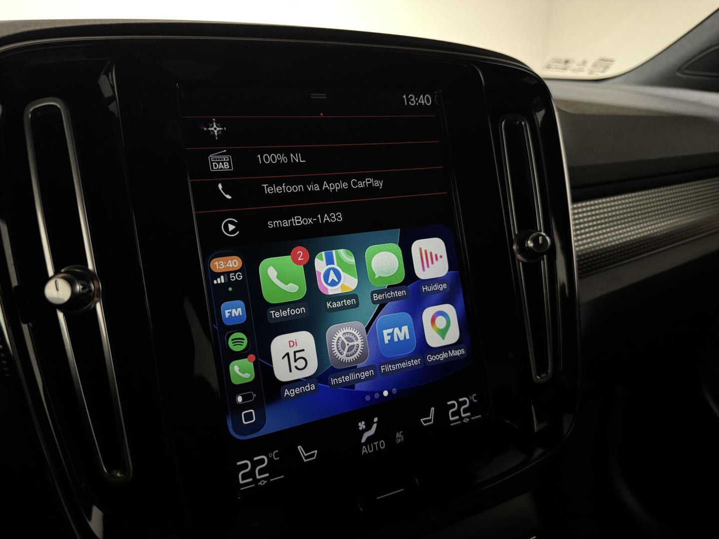 Volvo XC40 1.5 T5 Recharge R-Design Carplay Navi Cruise Camera Trekh.