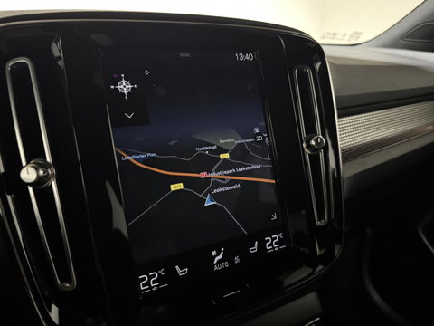Volvo XC40 1.5 T5 Recharge R-Design Carplay Navi Cruise Camera Trekh.