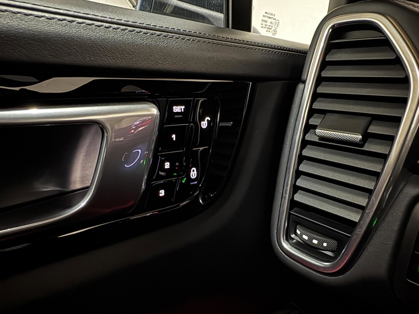 Porsche Cayenne 3.0 Pano Chrono Burmester 360° Nachtzicht ACC NAP