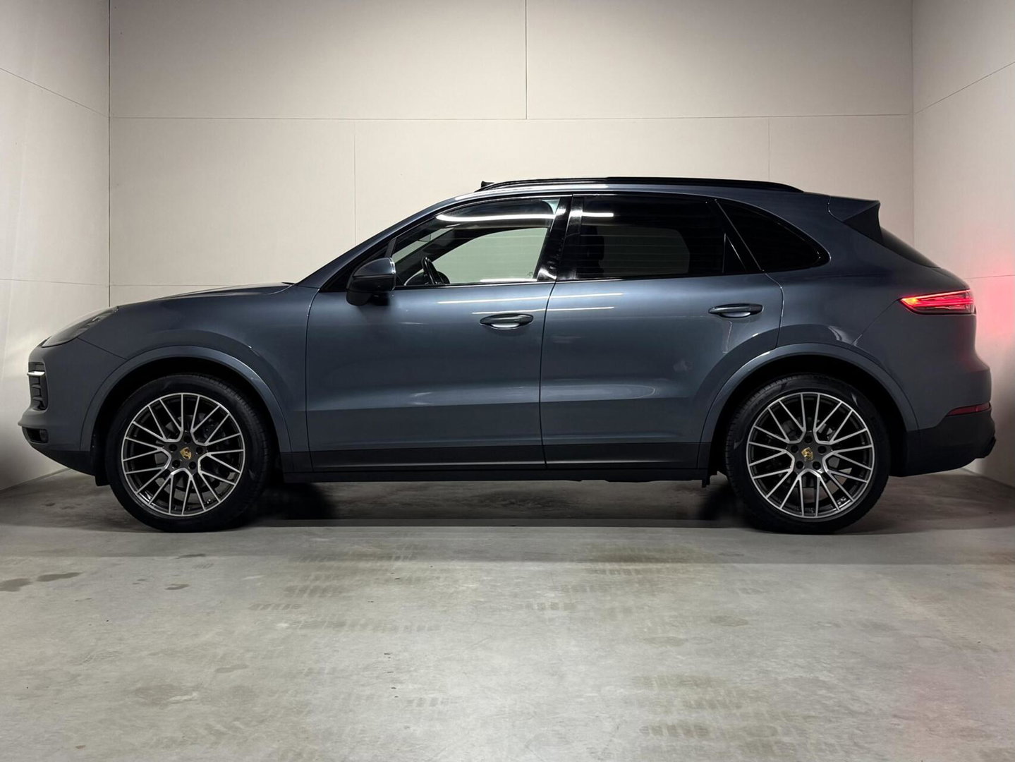 Porsche Cayenne 3.0 Pano Chrono Burmester 360° Nachtzicht ACC NAP