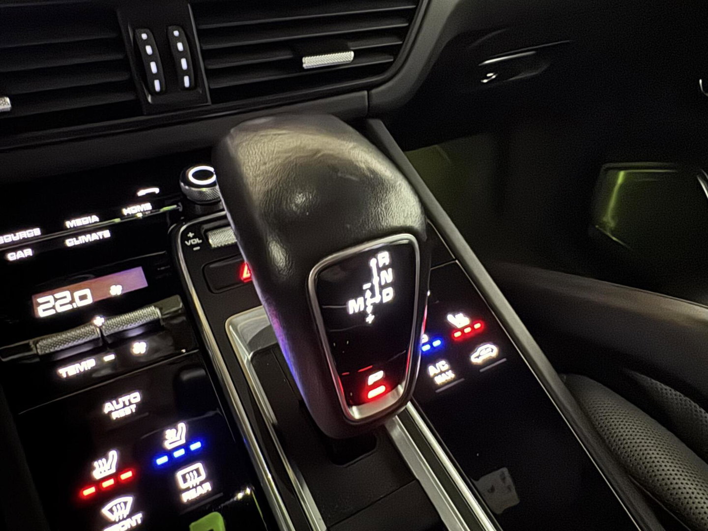 Porsche Cayenne 3.0 Pano Chrono Burmester 360° Nachtzicht ACC NAP