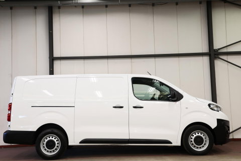 Peugeot Expert 2.0 BlueHDI 120 L3H1 LANG 2500KG TREKVERMOGEN