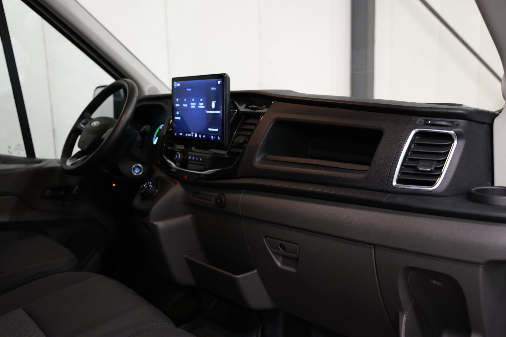 Ford E-Transit 350 L2H2 Trend 68 kWh