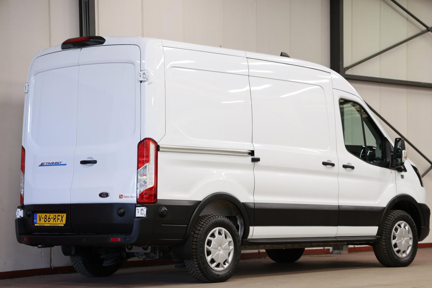 Ford E-Transit 350 L2H2 Trend 68 kWh