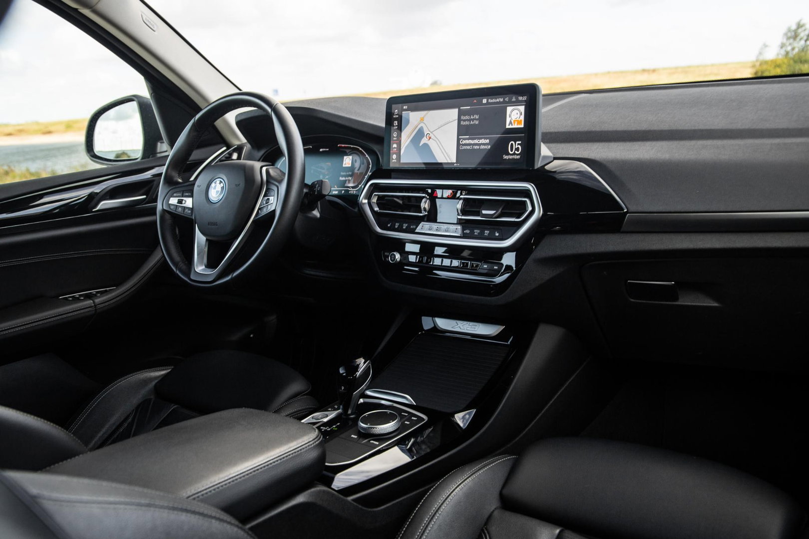 BMW X3 xDrive30e High Executive CARPLAY / 360 CAMERA / STOELVERWARMING / PERFECT ONDERHOUDEN