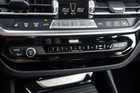 BMW X3 xDrive30e High Executive CARPLAY / 360 CAMERA / STOELVERWARMING / PERFECT ONDERHOUDEN