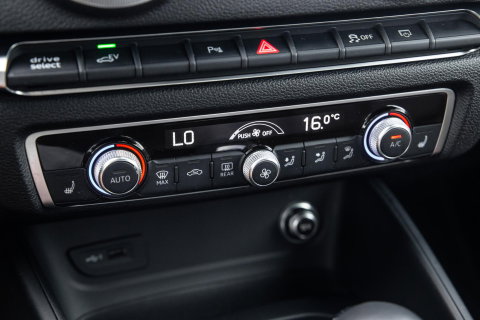 Audi A3 Sportback 40 TFSI e Edition AIRCO / CRUISE CONTROLE / BRUIN LEER / AUTOMAAT / PHEV