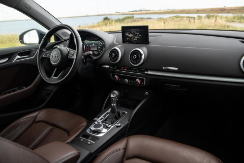Audi A3 Sportback 40 TFSI e Edition AIRCO / CRUISE CONTROLE / BRUIN LEER / AUTOMAAT / PHEV