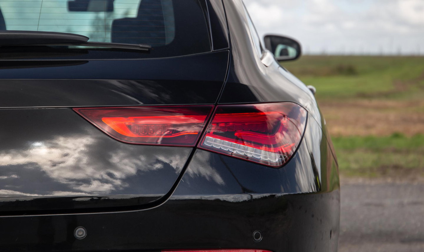 Mercedes-Benz CLA Shooting Brake 250e Business Line (PHEV) CARPLAY / STOELVERWARMING / AMBIENT LIGHTING / CAMERA