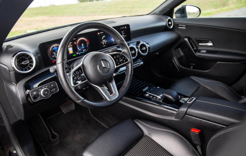 Mercedes-Benz CLA Shooting Brake 250e Business Line (PHEV) CARPLAY / STOELVERWARMING / AMBIENT LIGHTING / CAMERA