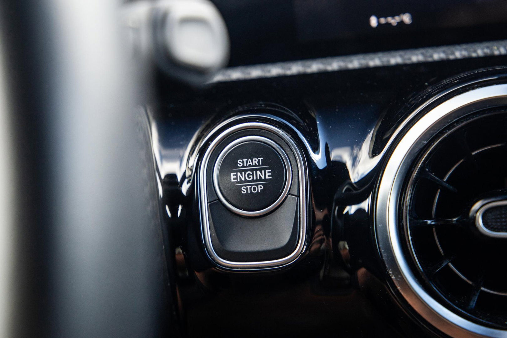Mercedes-Benz CLA Shooting Brake 250e Business Line (PHEV) CARPLAY / STOELVERWARMING / AMBIENT LIGHTING / CAMERA