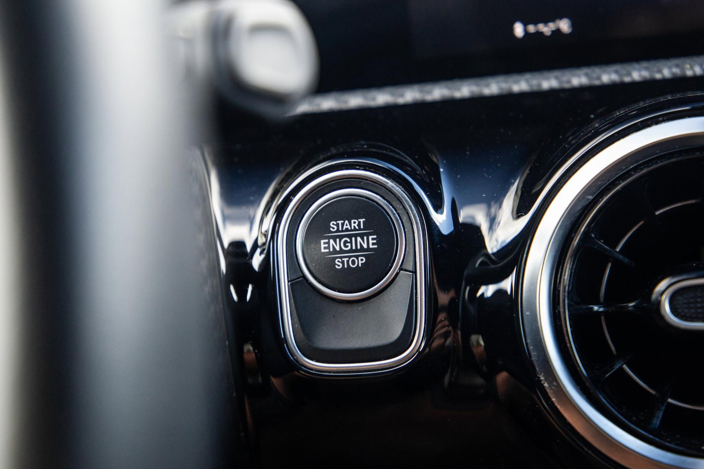 Mercedes-Benz CLA Shooting Brake 250e Business Line (PHEV) CARPLAY / STOELVERWARMING / AMBIENT LIGHTING / CAMERA