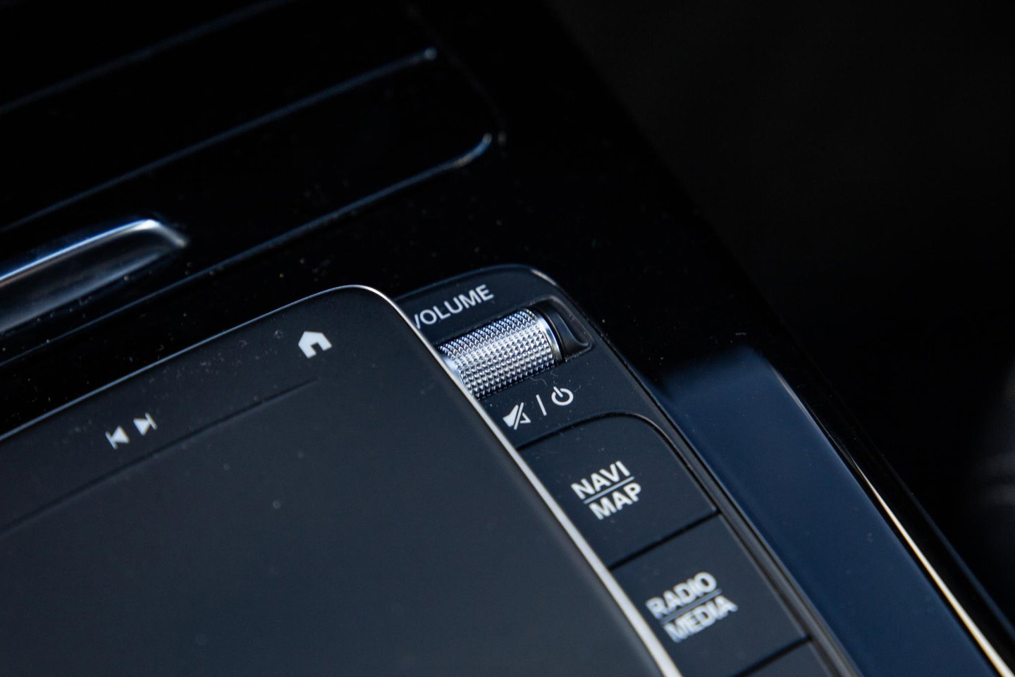 Mercedes-Benz CLA Shooting Brake 250e Business Line (PHEV) CARPLAY / STOELVERWARMING / AMBIENT LIGHTING / CAMERA
