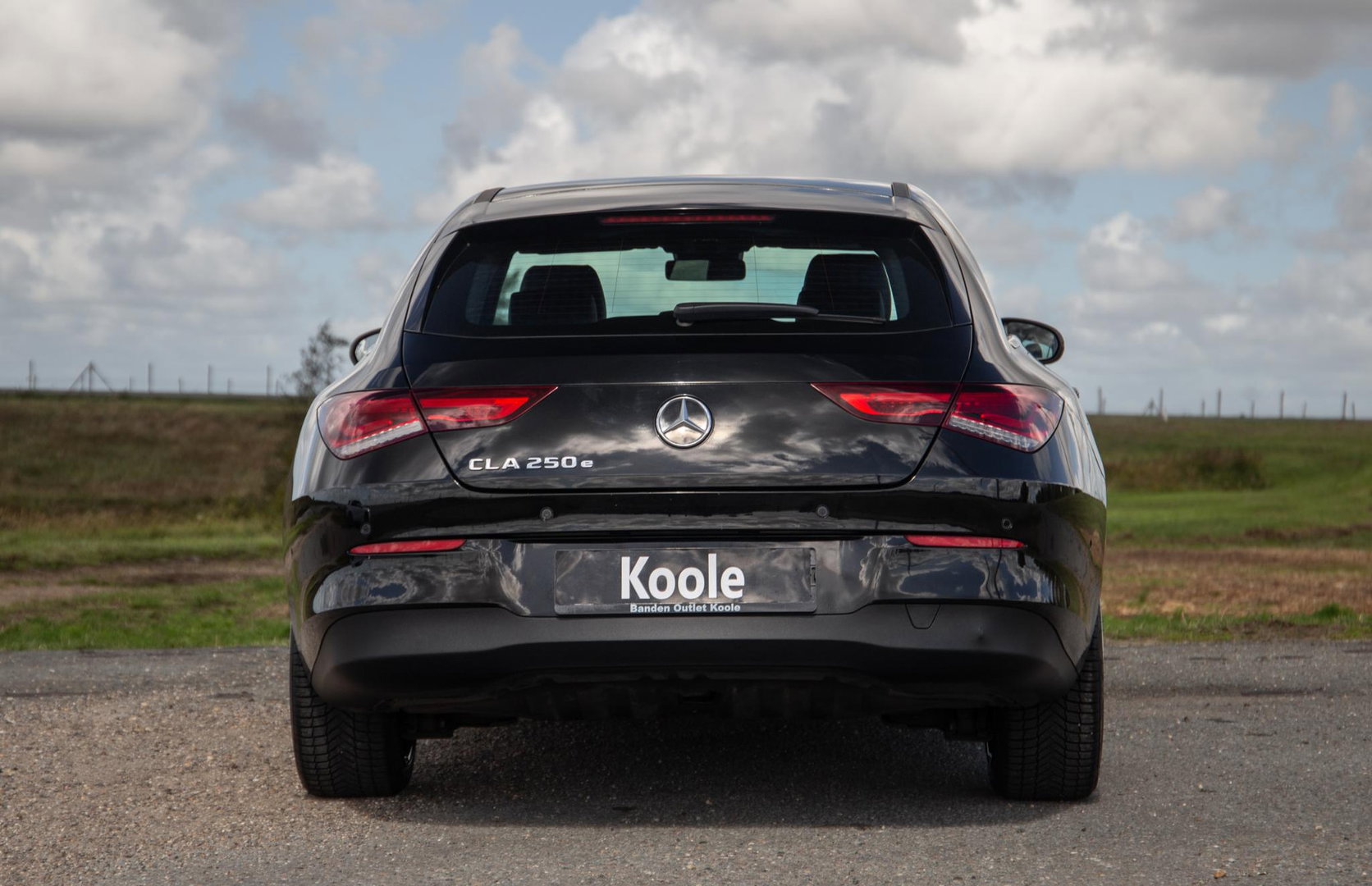 Mercedes-Benz CLA Shooting Brake 250e Business Line (PHEV) CARPLAY / STOELVERWARMING / AMBIENT LIGHTING / CAMERA