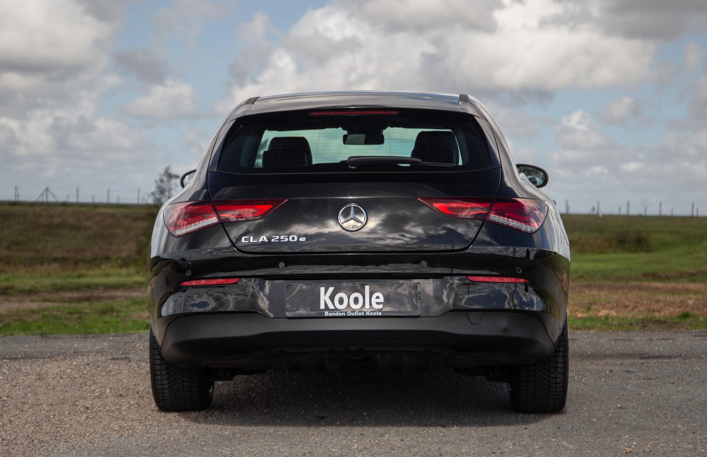 Mercedes-Benz CLA Shooting Brake 250e Business Line (PHEV) CARPLAY / STOELVERWARMING / AMBIENT LIGHTING / CAMERA
