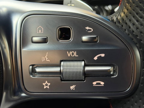 Mercedes-Benz B-Klasse 200 Business Solution AMG Navigatie clima Cruise Camera LM