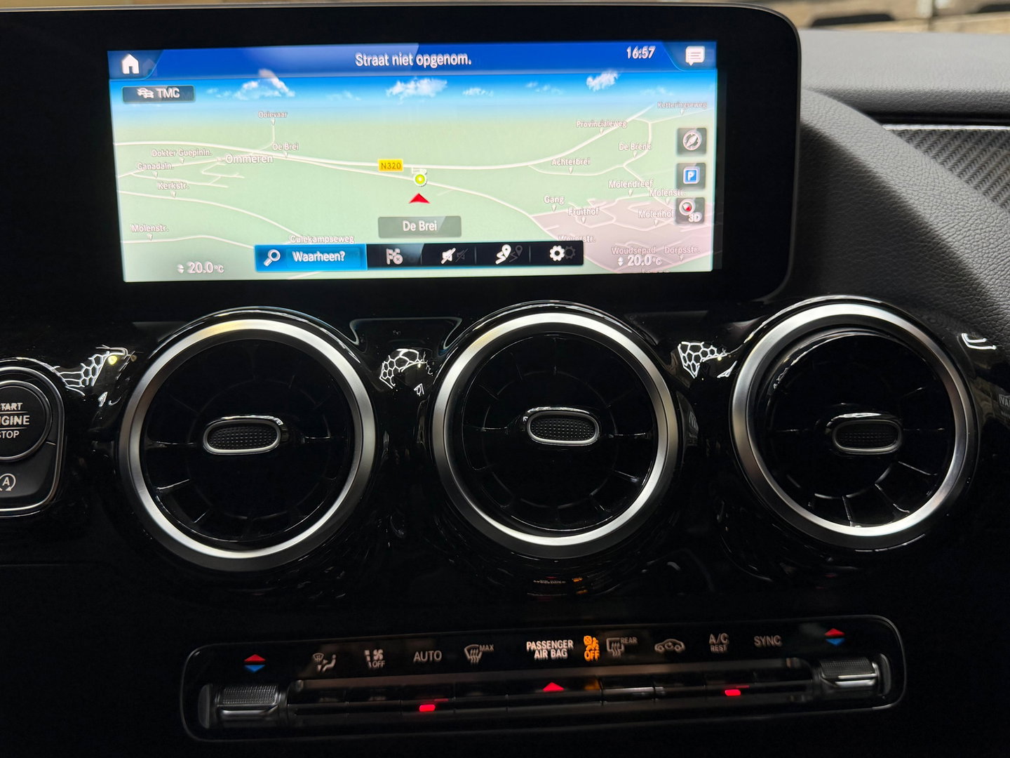 Mercedes-Benz B-Klasse 200 Business Solution AMG Navigatie clima Cruise Camera LM
