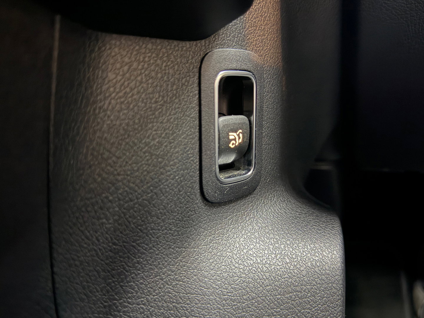 Mercedes-Benz B-Klasse 200 Business Solution AMG Navigatie clima Cruise Camera LM