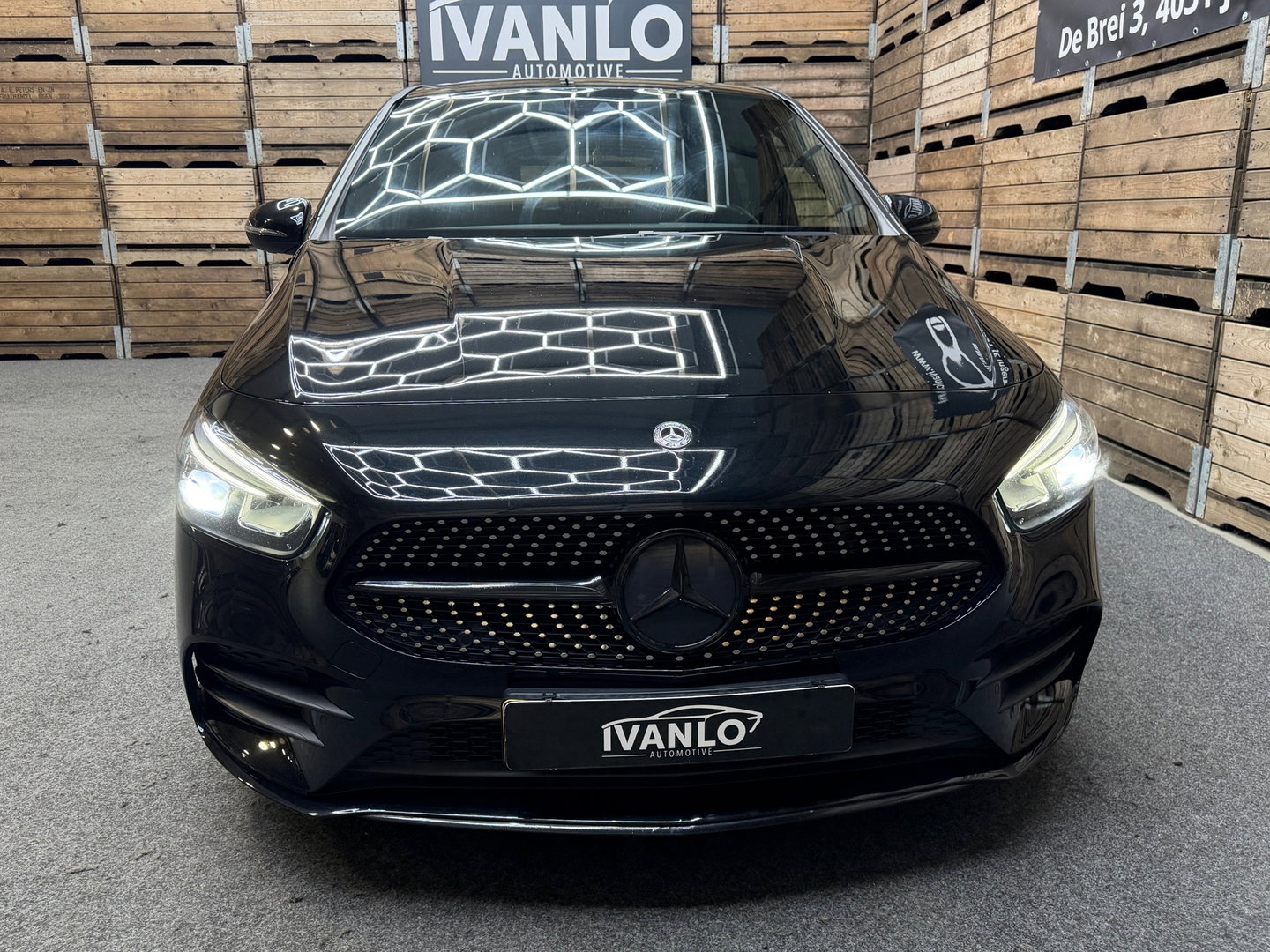 Mercedes-Benz B-Klasse 200 Business Solution AMG Navigatie clima Cruise Camera LM