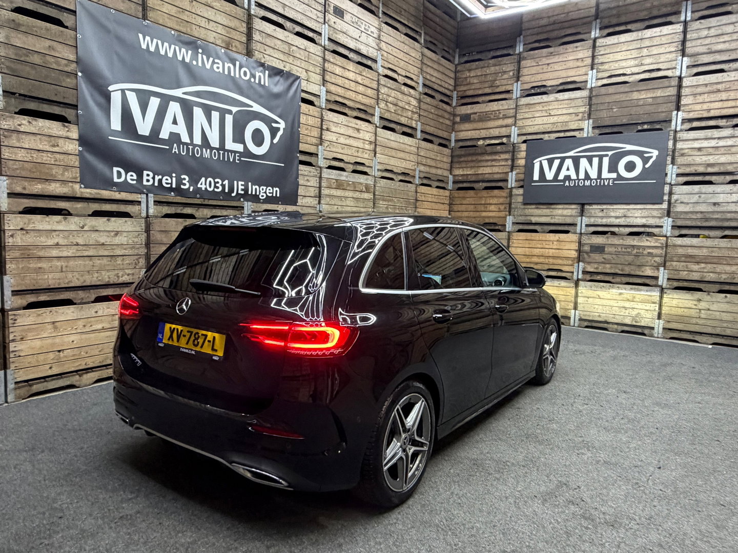 Mercedes-Benz B-Klasse 200 Business Solution AMG Navigatie clima Cruise Camera LM