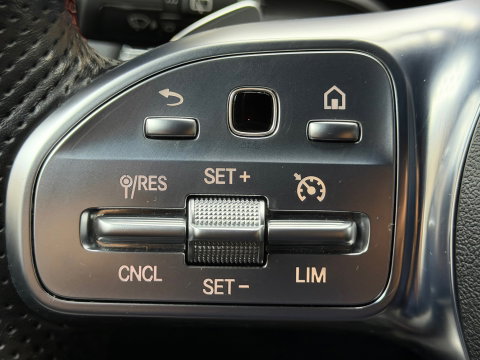 Mercedes-Benz B-Klasse 200 Business Solution AMG Navigatie clima Cruise Camera LM