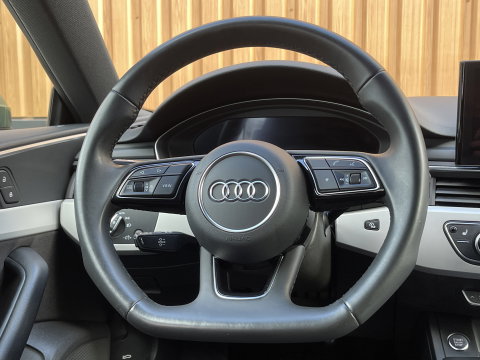 Audi A5 Sportback 40 TFSI quattro S edition | Trekhaak Wegklapbaar | Keyless | 360 camera | Apple Carplay |