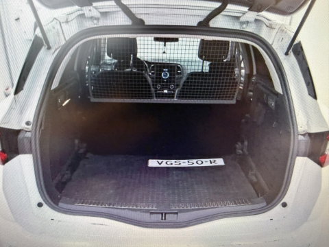 Renault Mégane 1.3 TCE Bose benzine grijs kenteken / vaste prijs rijklaar € 10.950 ex btw / euro 6 / lease vanaf € 185 / bpm vrij / trekhaak / airco / cruise contol / komt binnen !