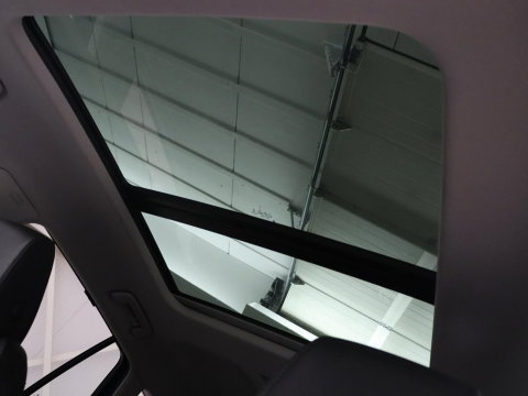 Škoda Enyaq iV 60 | SOH 92,1 % | Trekhaak | Pano.Dak | LED | Stoelverwarming | Navigatie | Apple Carplay |