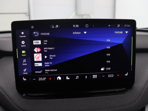 Škoda Enyaq iV 60 | SOH 92,1 % | Trekhaak | Pano.Dak | LED | Stoelverwarming | Navigatie | Apple Carplay |