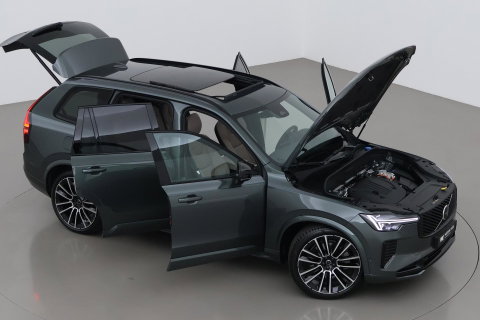 Volvo XC90 T8 Ultra Dark | Bowers&Wilkins | Luchtvering | Panoramadak | 360° Camera | Trekhaak | Massage+Ventilatie | Head-Up | 22 Inch