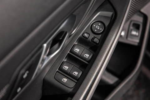 BMW 3 Serie Touring 330e High Executive LED / DEALER ONDERHOUDEN / CAMERA / CARPLAY / PHEV